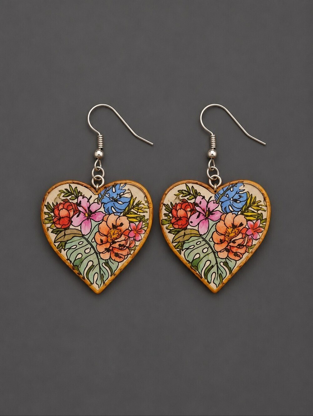 Vintage 1980s Floral Tropical Wood Heart Drop Earrings